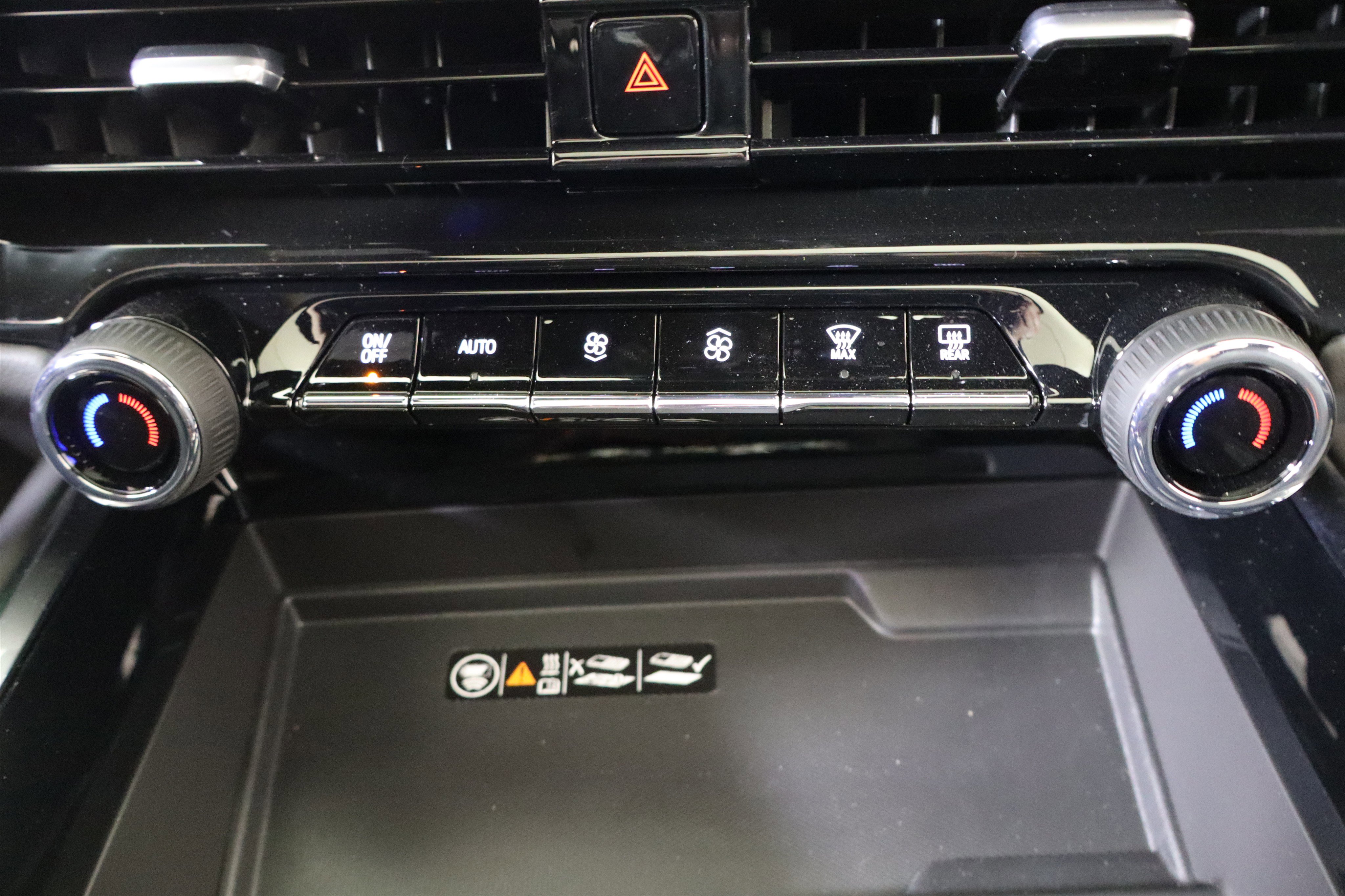 New 2026 Chevrolet Tahoe Premier AWD/4WD image 27