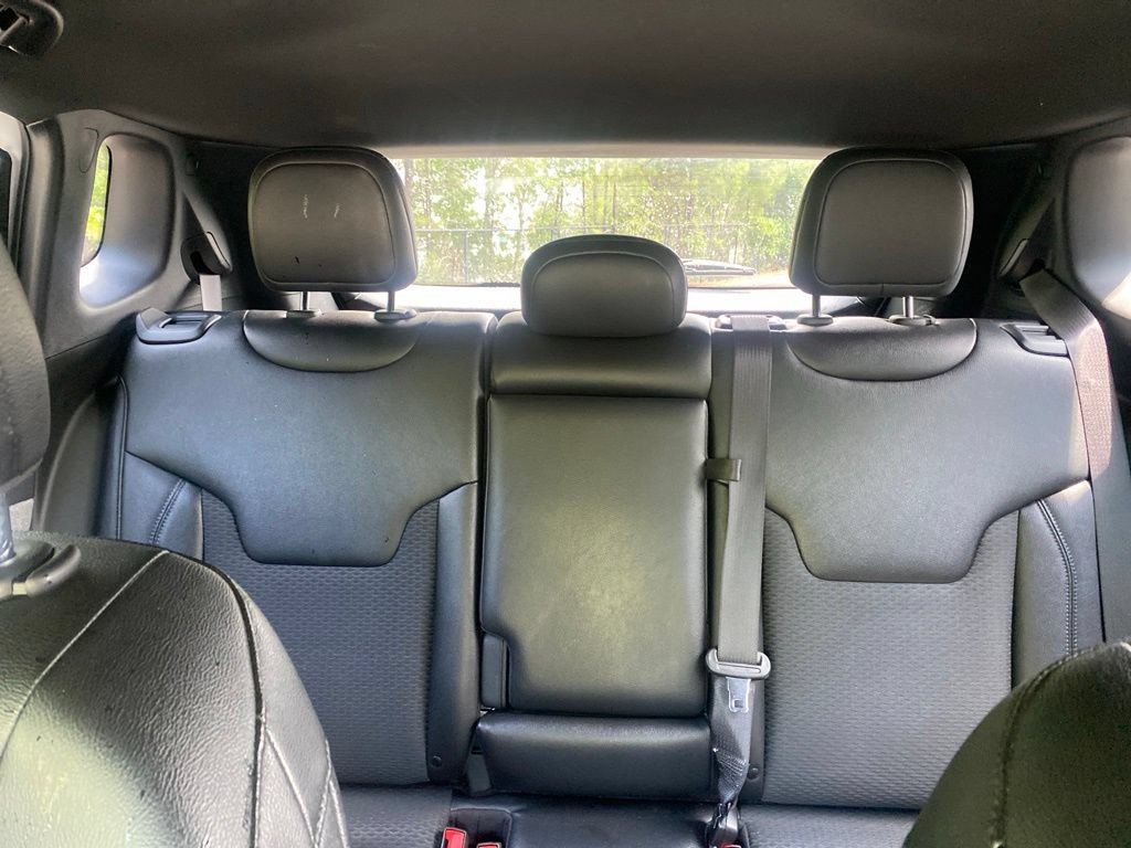 Used 2024 Jeep Compass Latitude AWD/4WD image 27