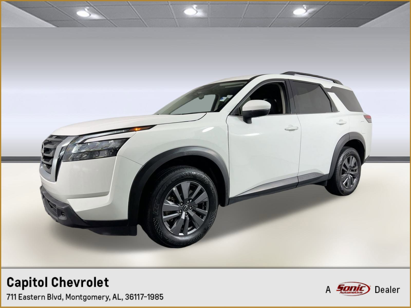 Used 2025 Nissan Pathfinder SV