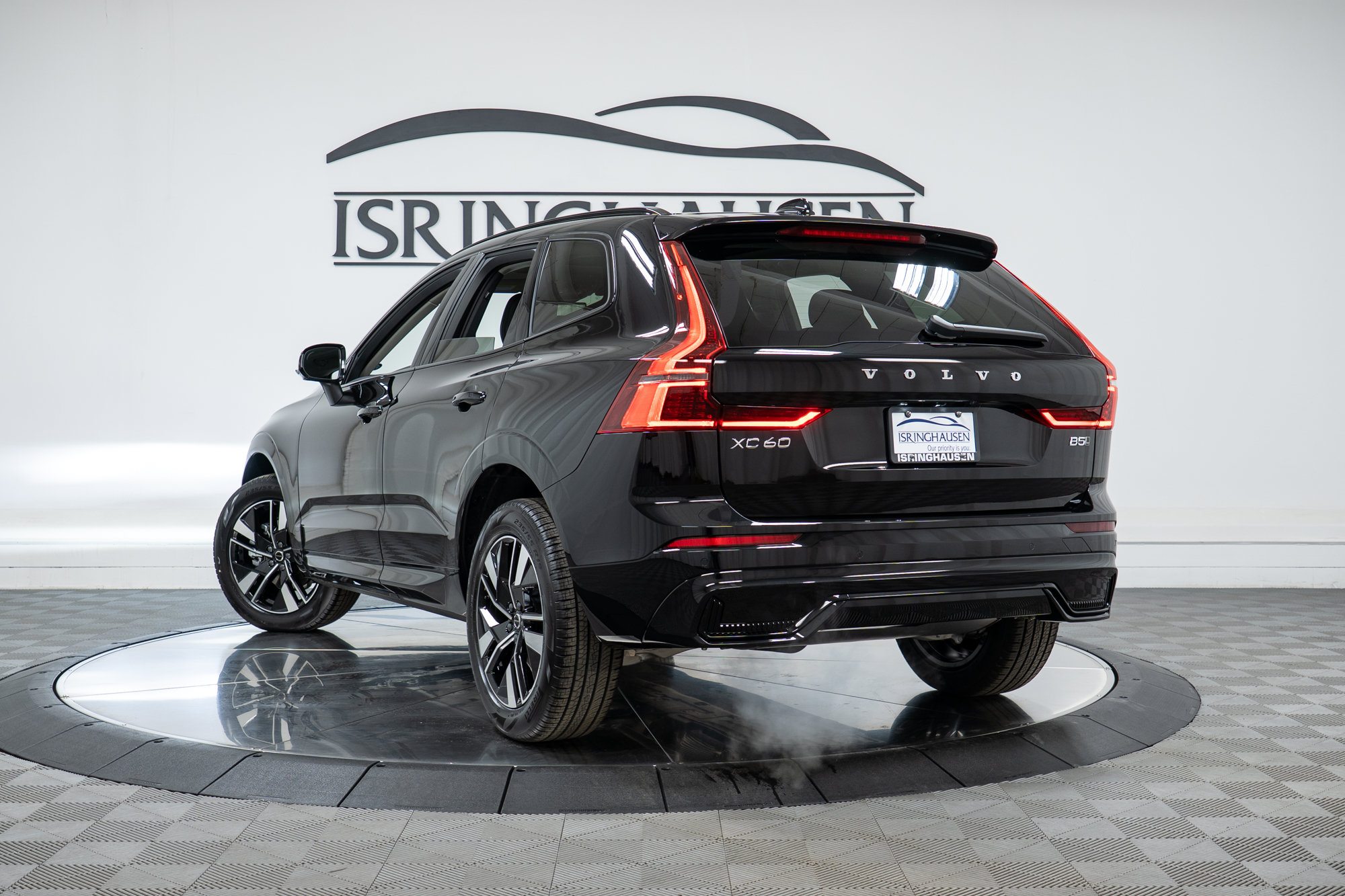 New 2026 Volvo XC60 B5 Core w/ Climate Package AWD/4WD image 28
