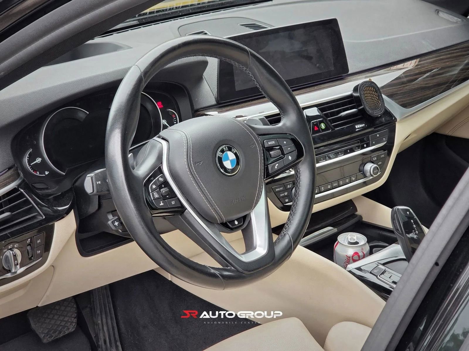 Used 2019 BMW 530i xDrive AWD/4WD image 9
