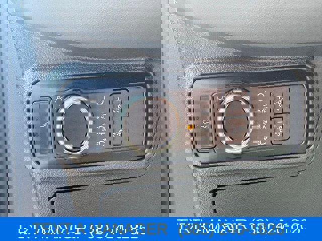 Used 2025 Ford Explorer Active image 24