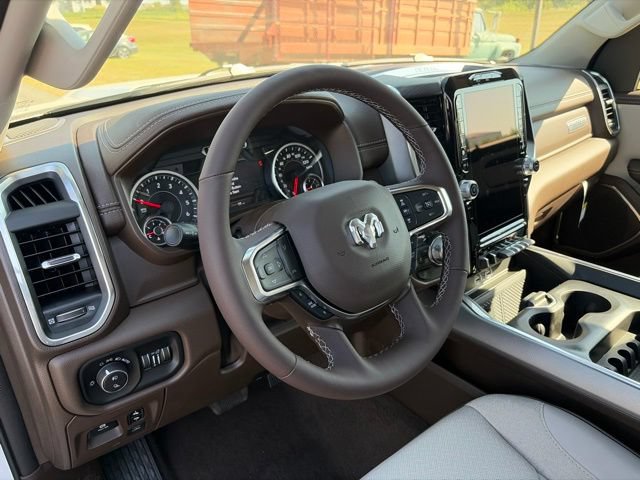 New 2027 RAM 1500 Laramie w/ Chrome Appearance Group AWD/4WD image 10