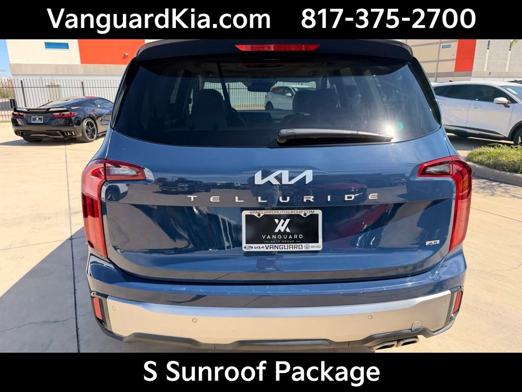 Certified 2024 Kia Telluride S w/ S Sunroof Package image 3