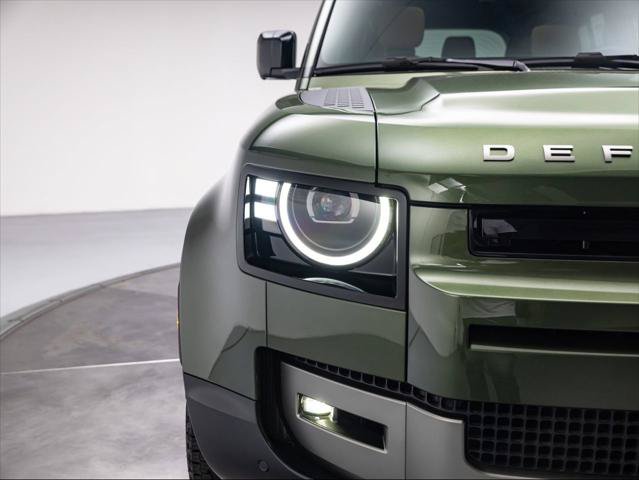 New 2026 Land Rover Defender 110 S AWD/4WD image 10