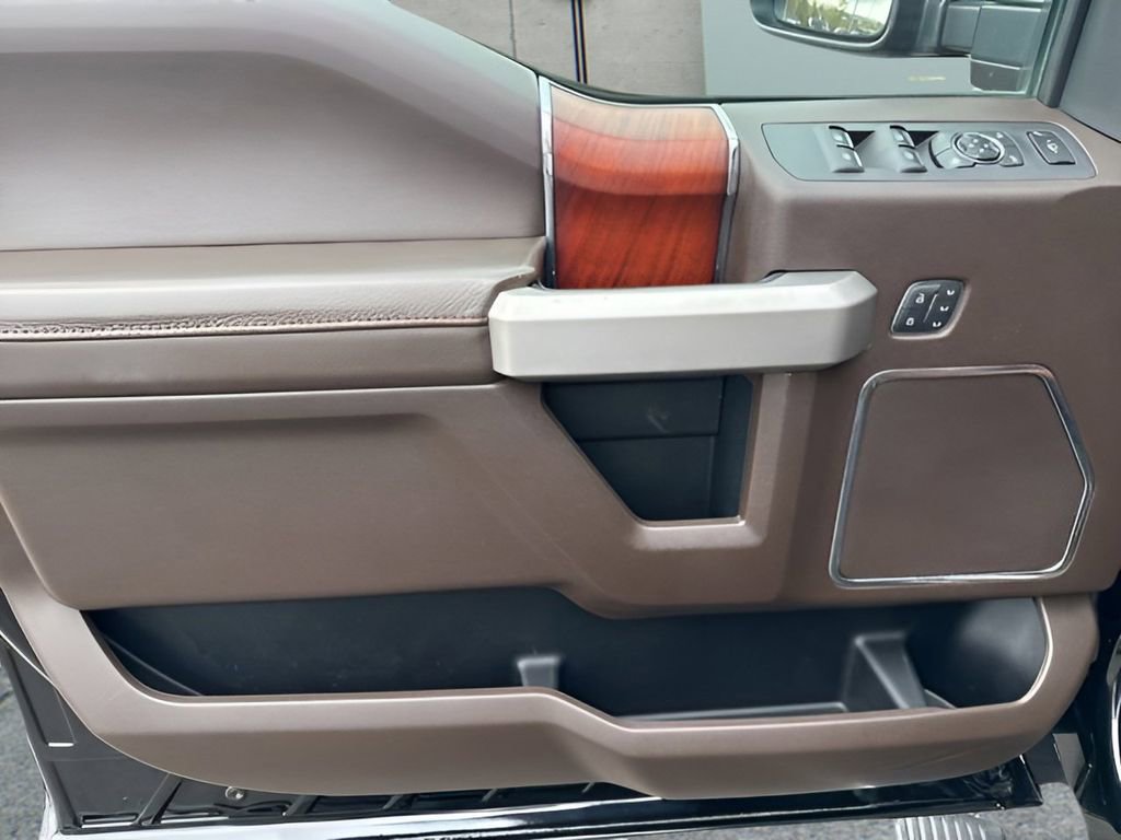 Used 2021 Ford F250 King Ranch w/ King Ranch Ultimate Package AWD/4WD image 46