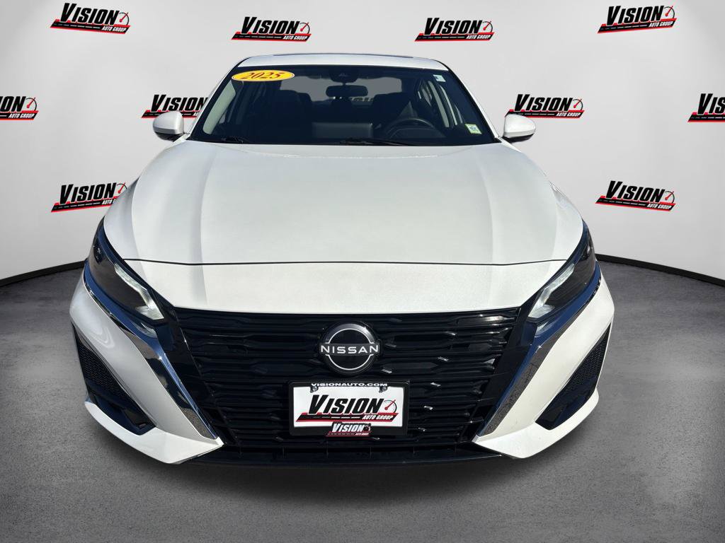 Certified 2025 Nissan Altima 2.5 SL FWD image 2