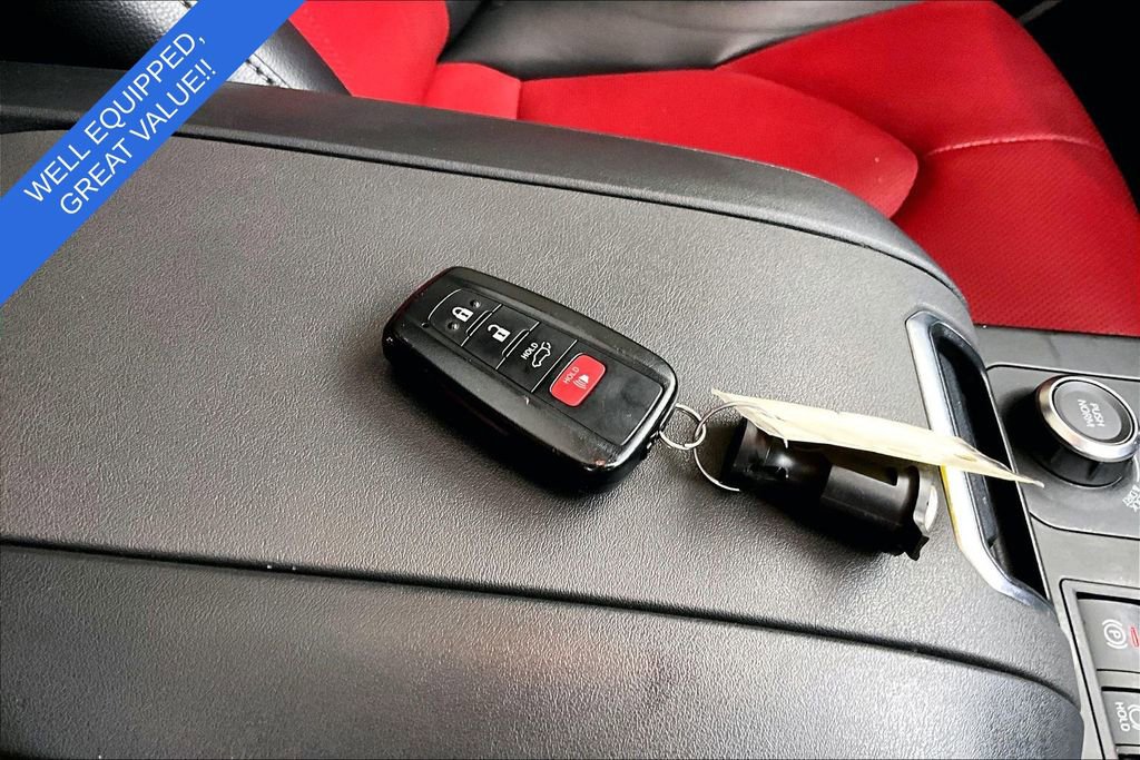 Used 2023 Toyota Highlander XSE image 14