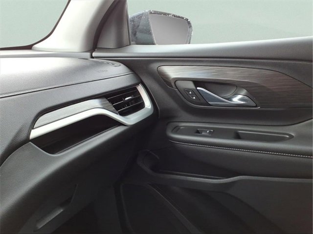 Used 2023 GMC Terrain SLE w/ Driver Convenience Package image 20