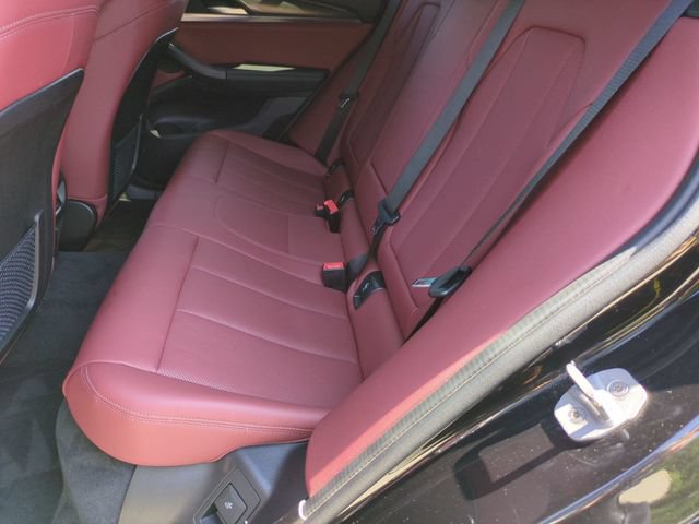 Used 2023 BMW X4 xDrive30i w/ M Sport Package AWD/4WD image 16