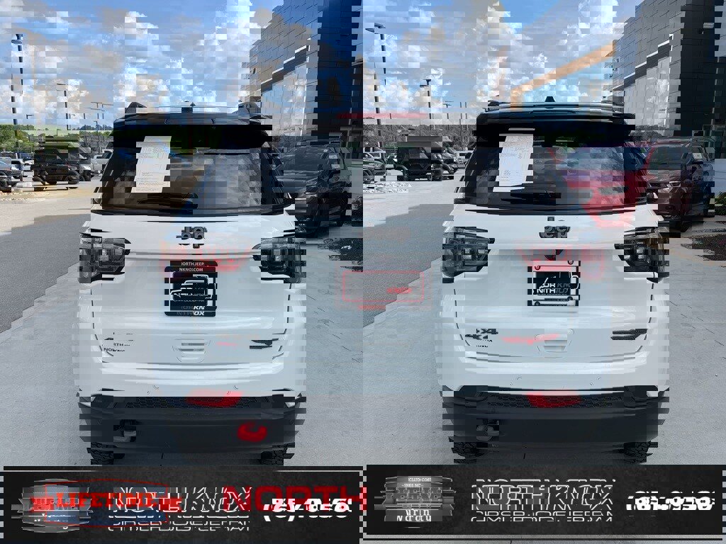 Used 2024 Jeep Compass Trailhawk image 18