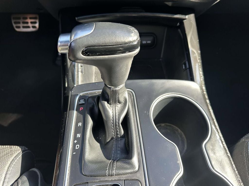 Used 2019 Kia Sorento SX image 26