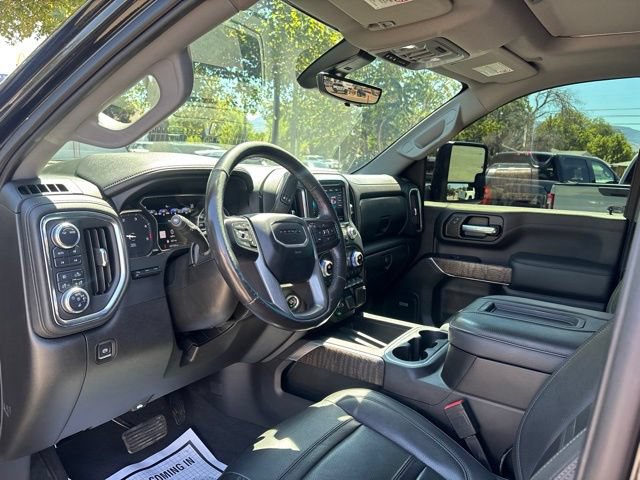 Used 2021 GMC Sierra 2500 Denali w/ Denali Black Diamond Edition AWD/4WD image 10