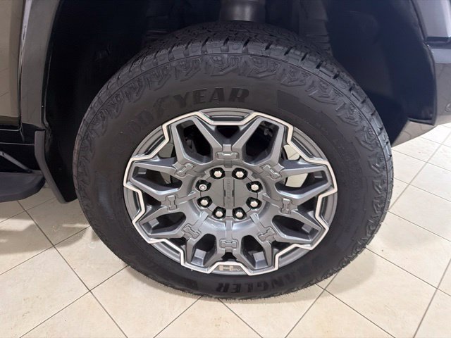 Used 2025 GMC Hummer EV 3X AWD/4WD image 30