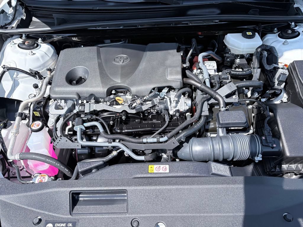 Used 2025 Toyota Camry LE FWD image 30