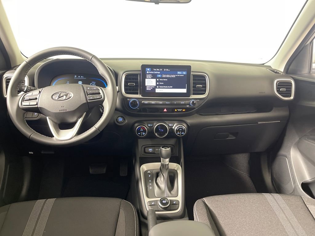 New 2026 Hyundai Venue SEL FWD image 14