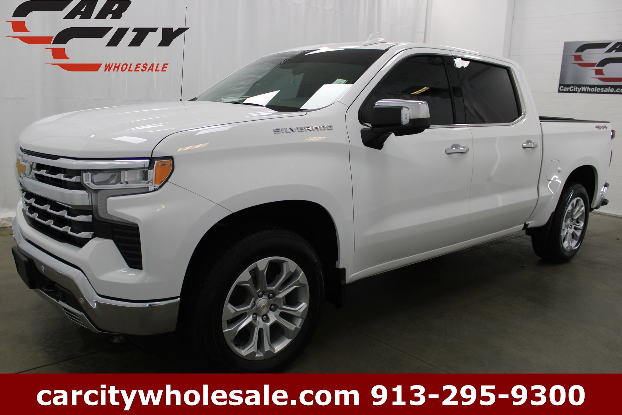 Used 2025 Chevrolet Silverado 1500 LTZ AWD/4WD image 1