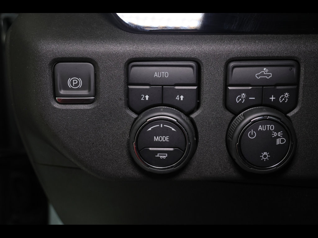 Used 2024 Chevrolet Silverado 1500 LT AWD/4WD image 15