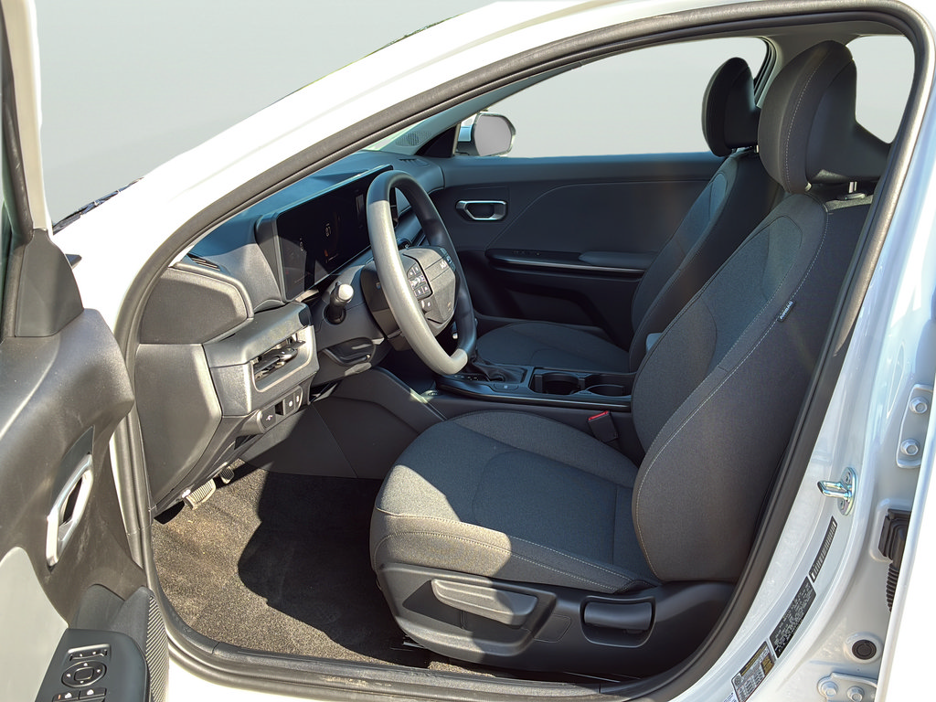 New 2026 Kia K4 FWD image 13