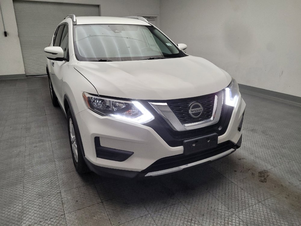Used 2020 Nissan Rogue SV FWD image 14