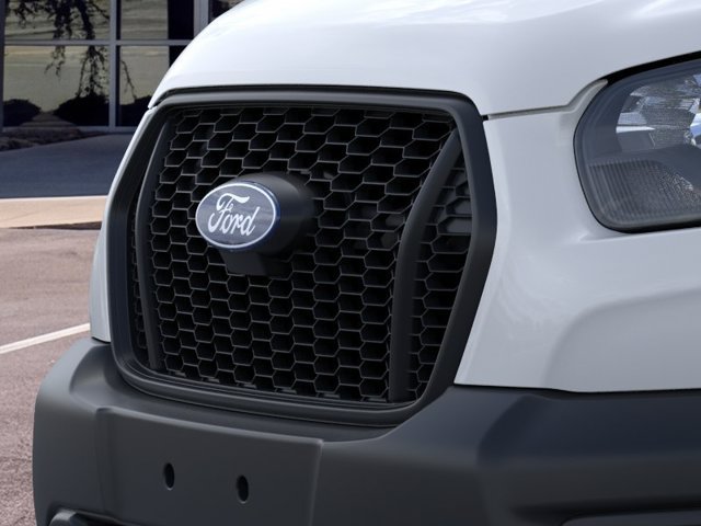 New 2026 Ford Transit 250 148 Medium Roof RWD image 17
