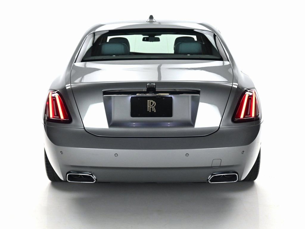 New 2026 Rolls-Royce Ghost Extended Wheelbase image 9