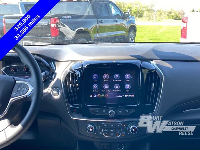 Used 2023 Chevrolet Traverse LT FWD image 20
