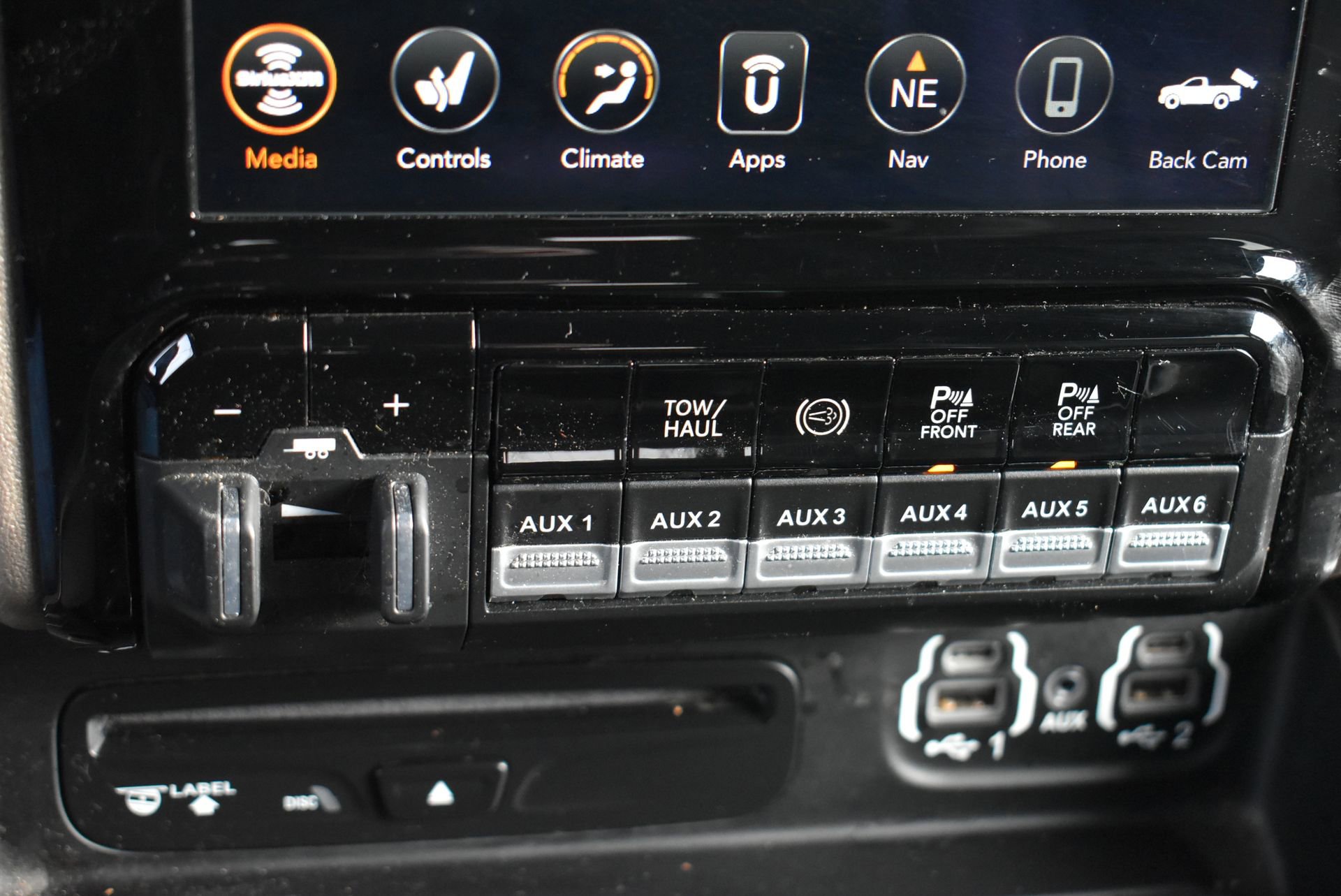 Used 2019 RAM 2500 Laramie image 26