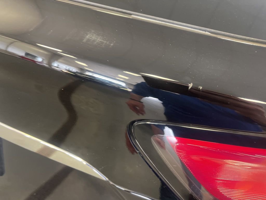 Used 2020 Ford Edge SEL image 11