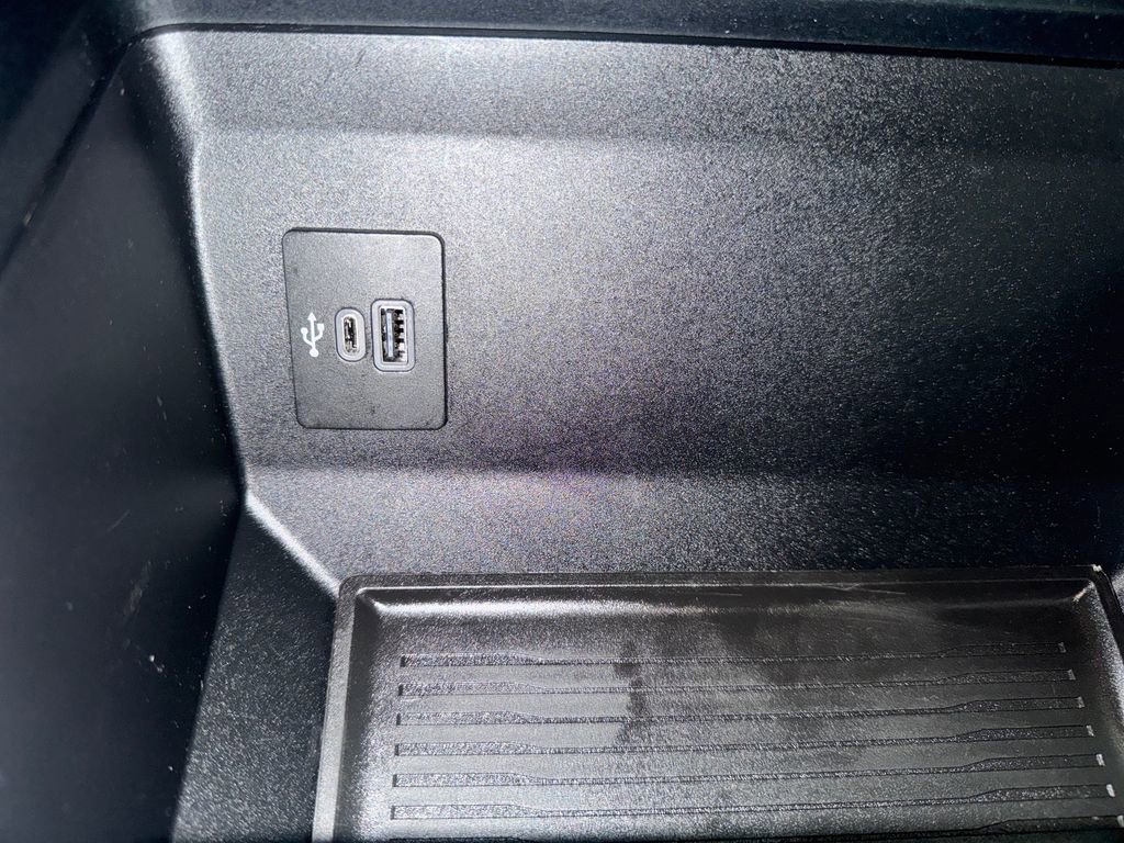 Certified 2025 Ford F350 XLT AWD/4WD image 34