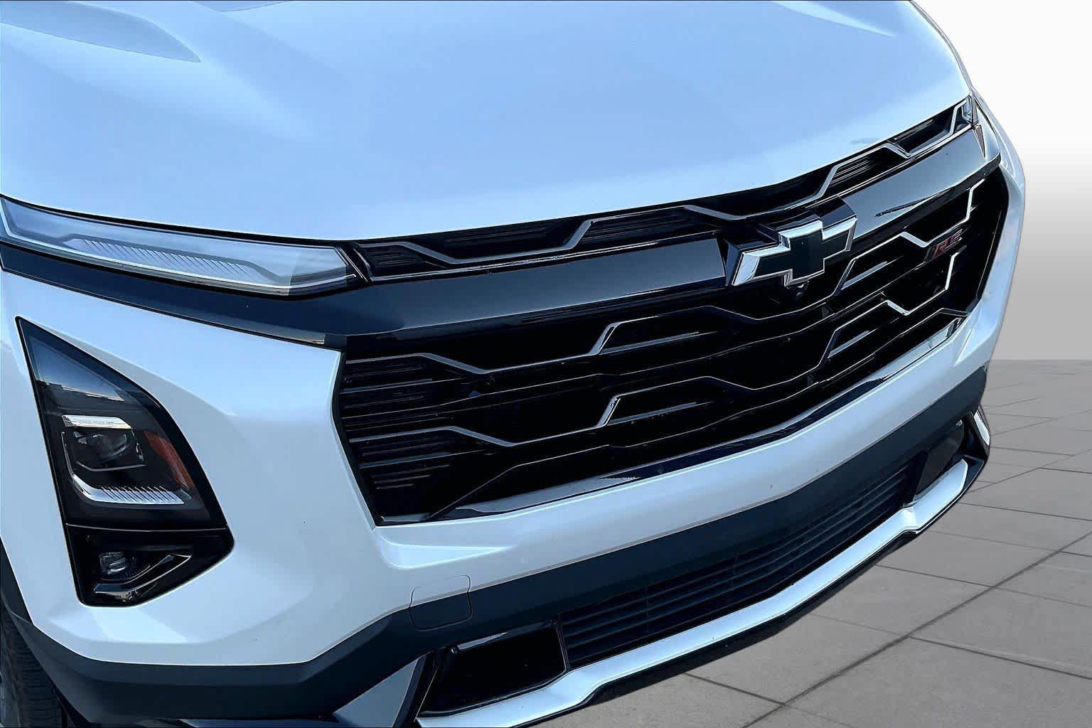 Certified 2025 Chevrolet Equinox RS w/ Safety and Technology Package AWD/4WD image 29