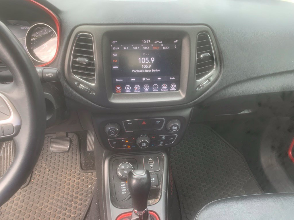 Used 2019 Jeep Compass Trailhawk AWD/4WD image 18