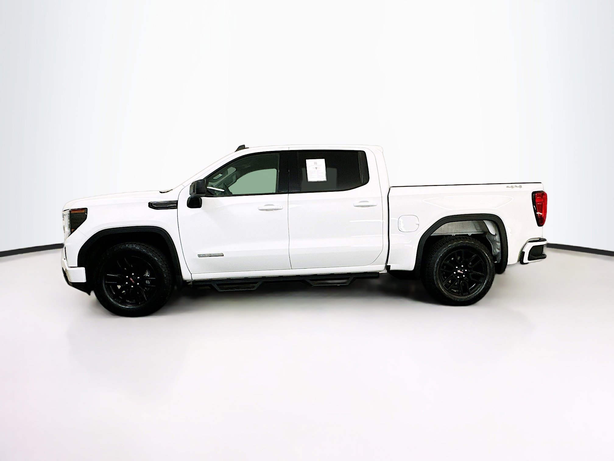 Used 2024 GMC Sierra 1500 Elevation image 4