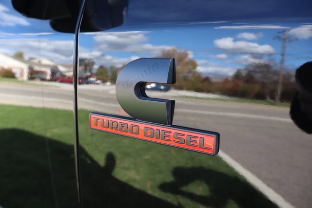 Used 2025 RAM 3500 Limited image 3