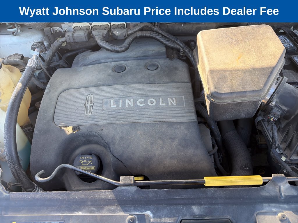 Used 2013 Lincoln MKX FWD image 17