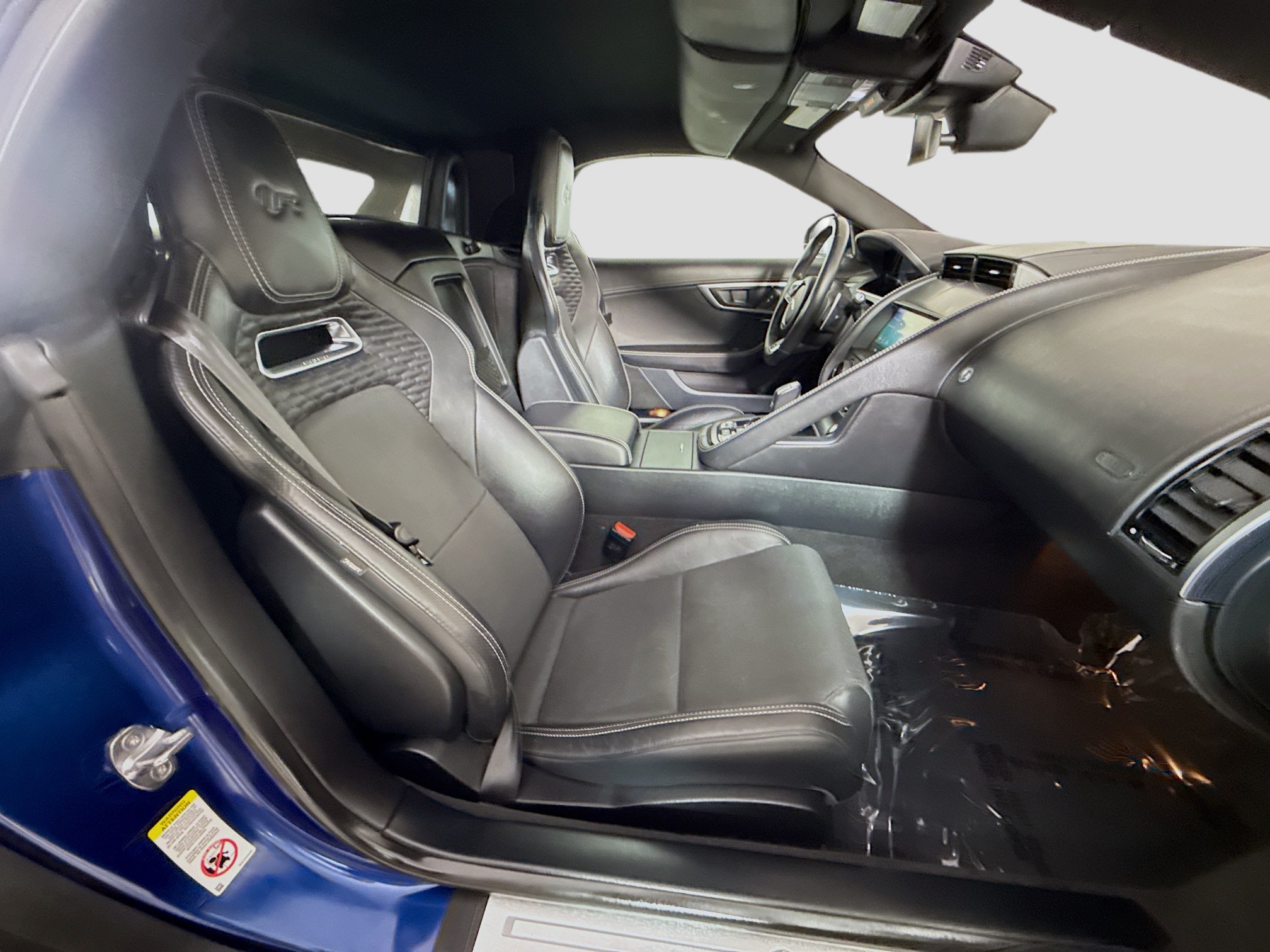 Used 2021 Jaguar F-TYPE R AWD/4WD image 25