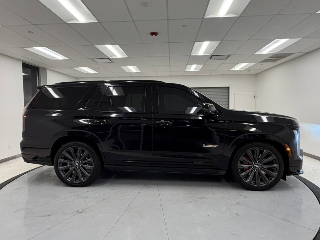 Used 2025 Cadillac Escalade V image 63