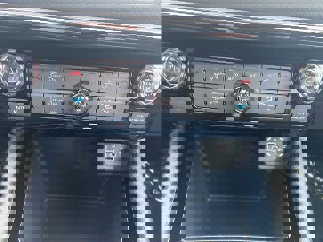 New 2026 Jeep Compass Limited image 24