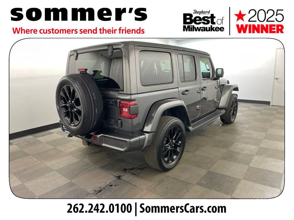 Used 2021 Jeep Wrangler Unlimited Sahara image 5