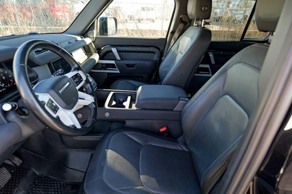 Used 2023 Land Rover Defender 110 X-Dynamic SE AWD/4WD image 22