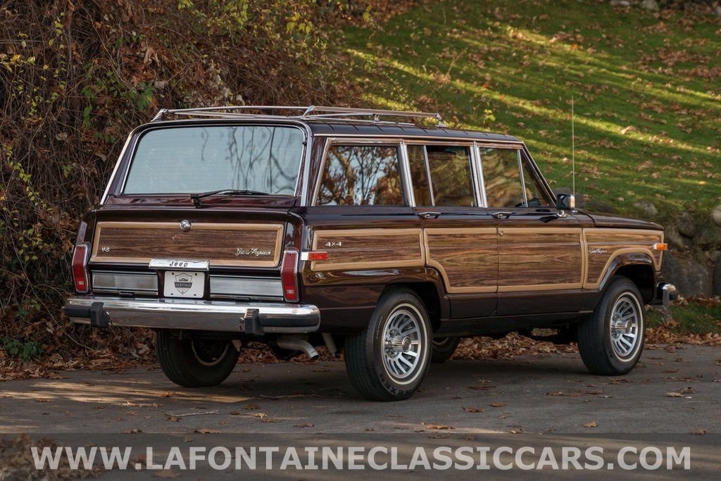 Used 1991 Jeep Grand Wagoneer image 5