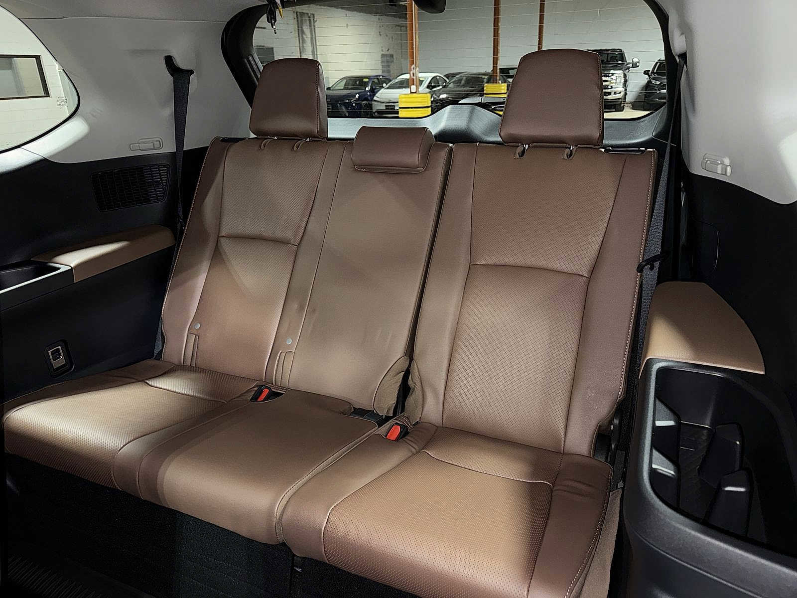 Used 2026 Toyota Grand Highlander Platinum image 18