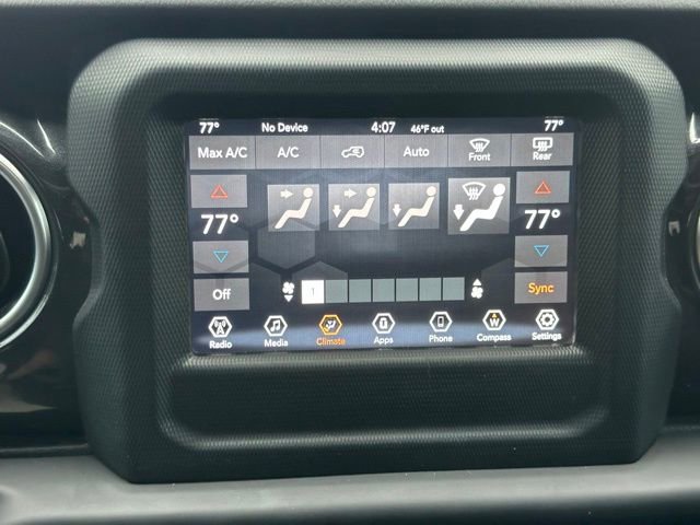 Used 2020 Jeep Wrangler Unlimited Sahara image 18