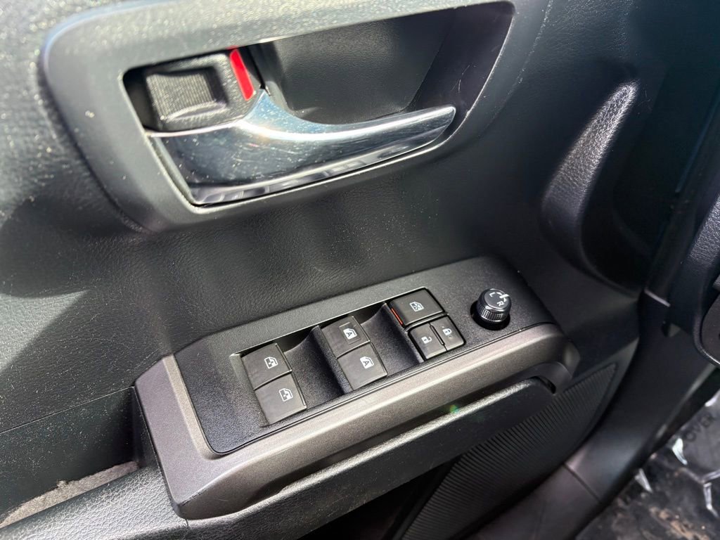 Certified 2019 Toyota Tacoma TRD Off-Road image 22