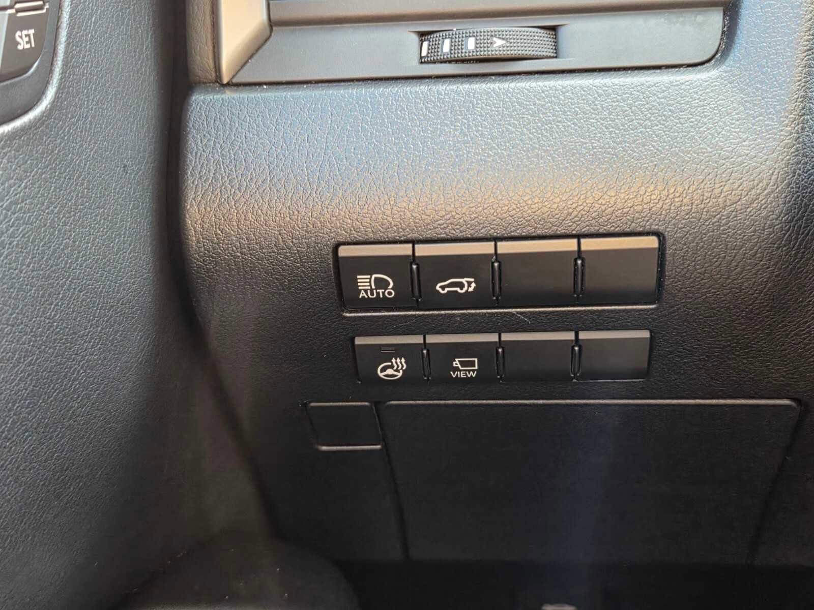 Used 2021 Lexus RX 350L FWD w/ Premium Package image 31