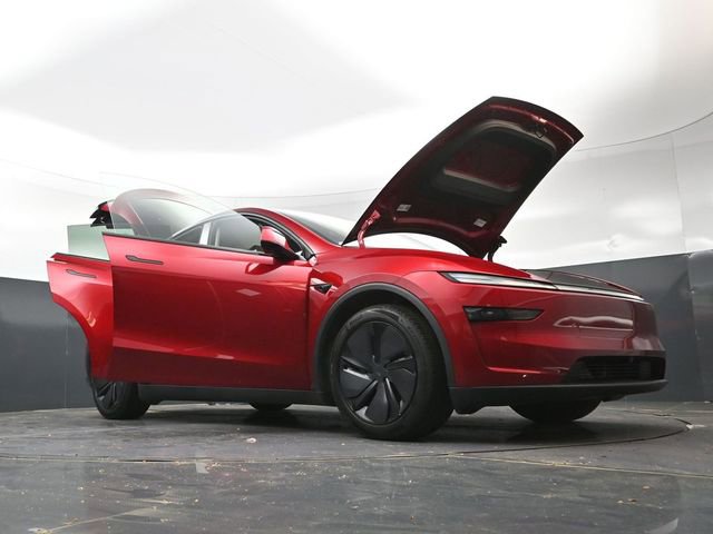 Used 2026 Tesla Model Y Long Range image 52