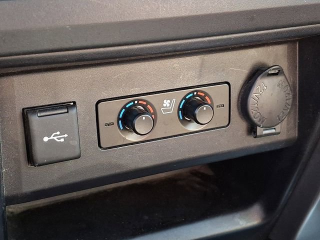 Used 2022 Toyota 4Runner Limited image 25