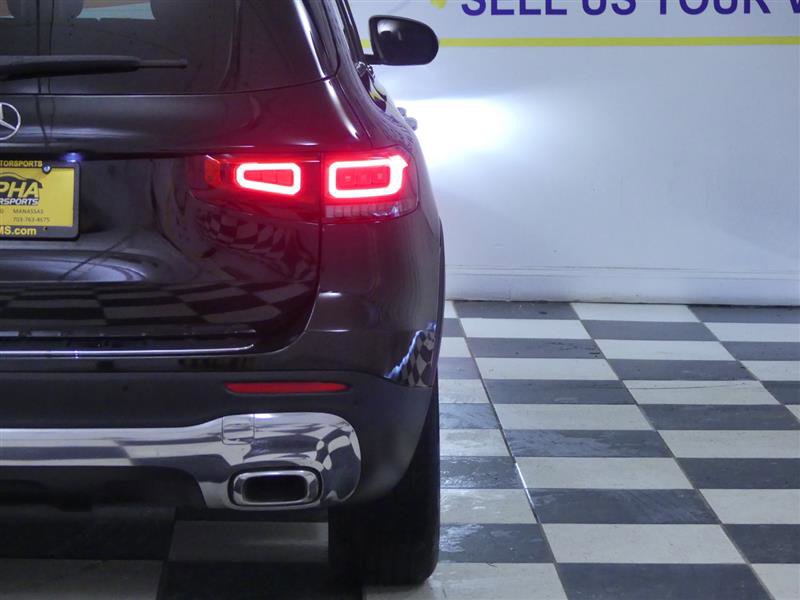 Used 2022 Mercedes-Benz GLB 250 GLB 250 w/ Premium Package Lite image 34