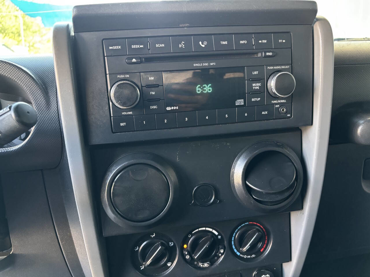 Used 2008 Jeep Wrangler Unlimited X RWD image 18