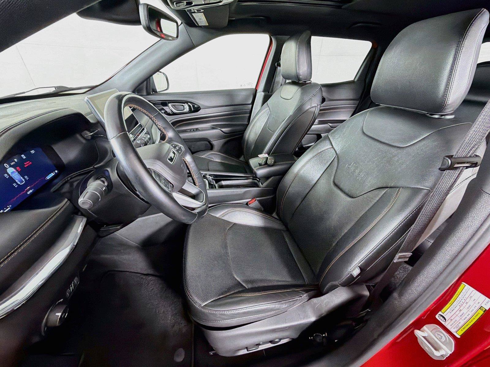 Used 2022 Jeep Compass Limited w/ (RED) Package AWD/4WD image 2